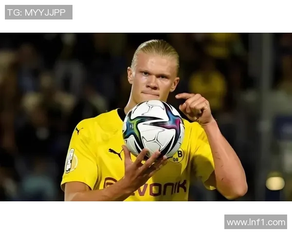 哈兰德打破欧冠改制后淘汰赛连续破门纪录，曼城锋霸刷新71年进球传奇